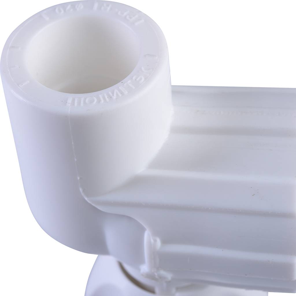 Кран шаровой для радиатора Политэк 20х1/2 угловой для полипропиленовых труб под сварку (цвет белый)