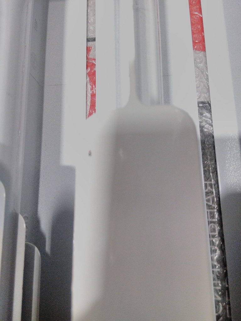 Уцененный товар (брак литья,вмятина на ламели): Радиатор алюминиевый ROMMER Plus 500 8 секций боковое подключение (RAL9016), RAL-3210-050008