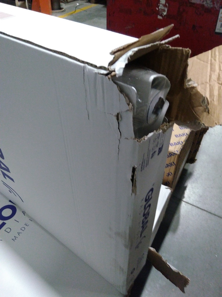 Уцененный товар (нарушена упаковка, потертость на ламели крайней секции): Радиатор алюминиевый Global VOX- R 500 10 секций боковое подключение (белый RAL 9010), VX05001010