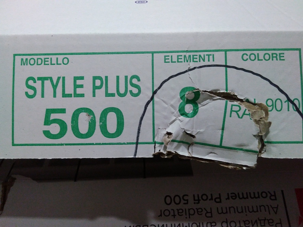 Уцененный товар (потертости, царапины, нарушена упаковка): Радиатор биметаллический Global STYLE PLUS 500 8 секций боковое подключение (белый RAL 9010), STP05001008