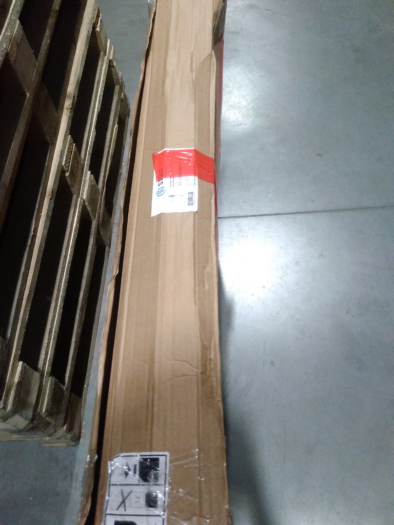 Уцененный товар (замятие на тыльной стенке, потертость): Шкаф распределительный встроенный STOUT 11-12 выходов (ШРВ-4) 670х125х896