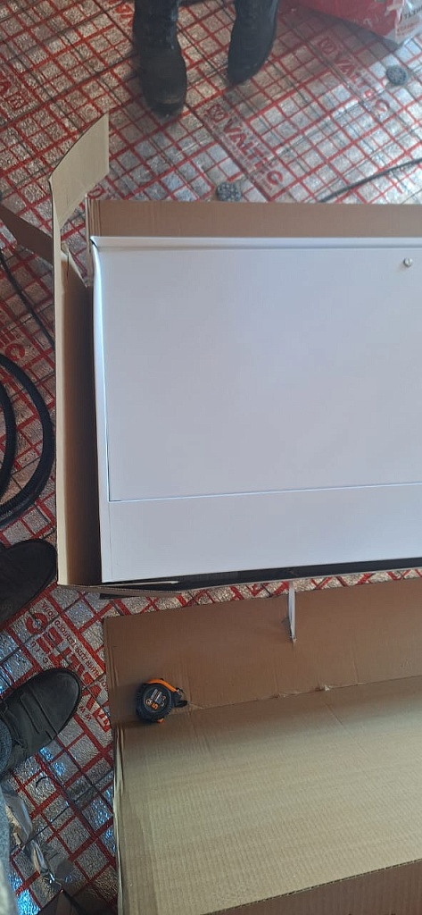 Уцененный товар (вмятина): Шкаф распределительный наружный STOUT 19-20 выходов (ШРН-180-7) 650х180х1300