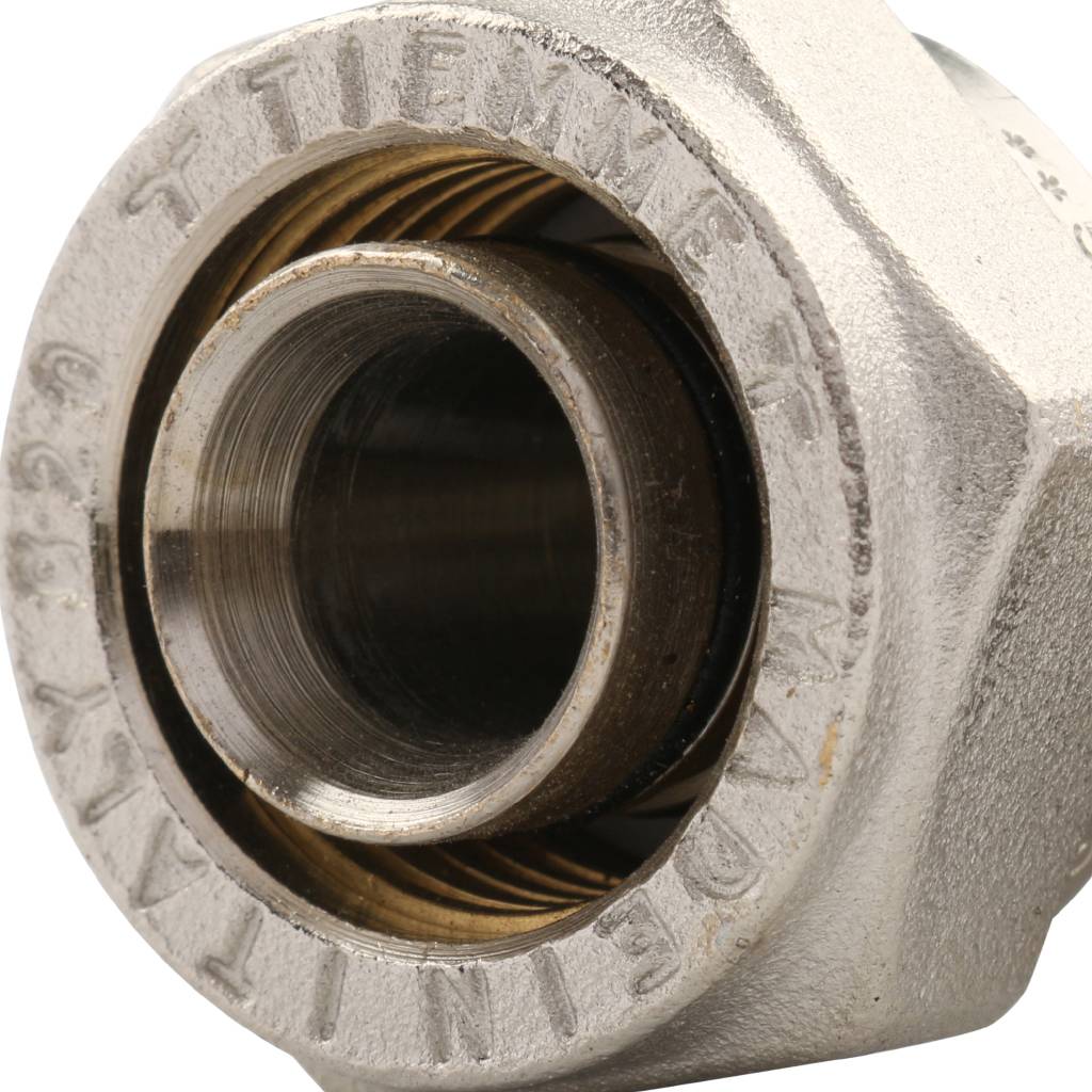 Тройник TIEMME с внутренней резьбой (20х2.0х1/2) для металлопластиковых труб винтовой, 1600049