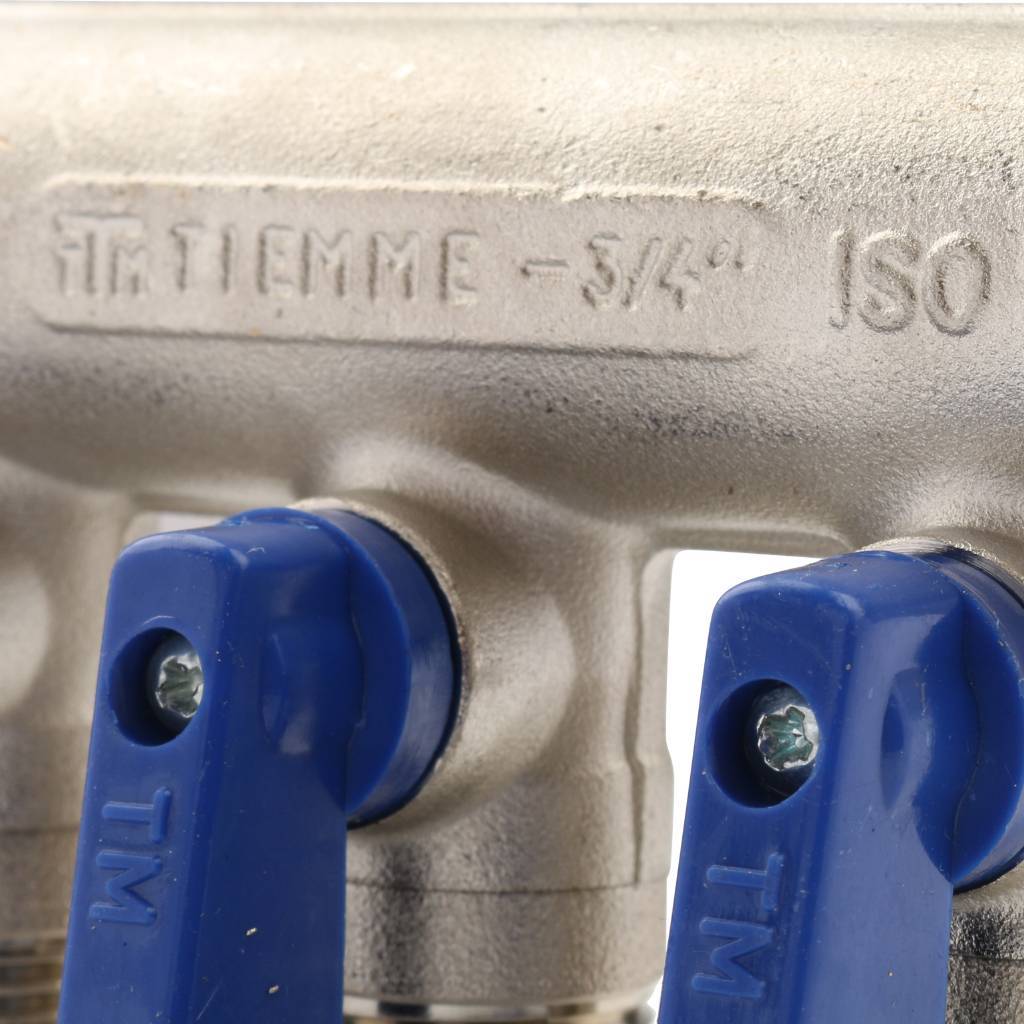 Коллектор TIEMME (1/2)х3/4 с кран. на 3 выхода