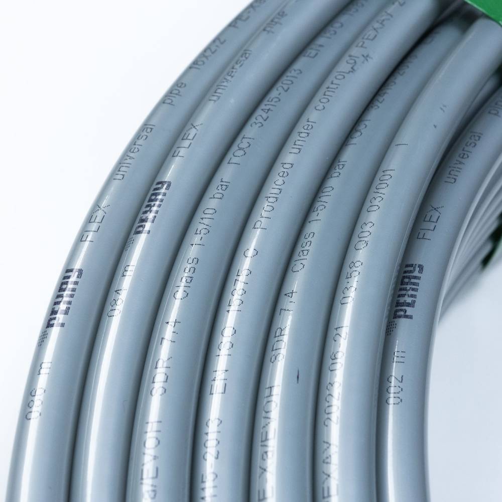 Труба отопительная РЕХАУ FLEX 16x2,2 мм, бухта 100 м труба из сшитого полиэтилена PEX PEX, 11303703100