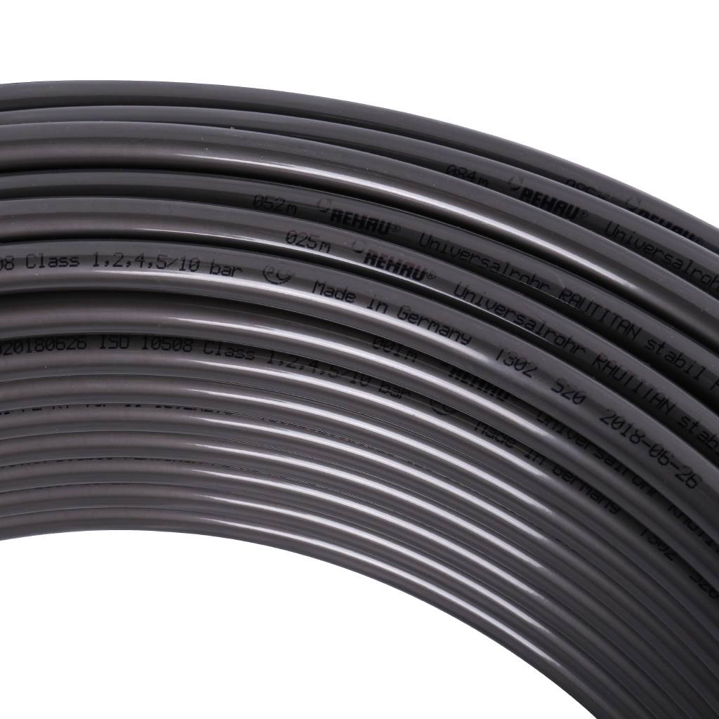 Труба универсальная РЕХАУ RAUTITAN stabil PLATINUM 16,2х2,6 мм, бухта 100 м из сшитого полиэтилена, 11234021100