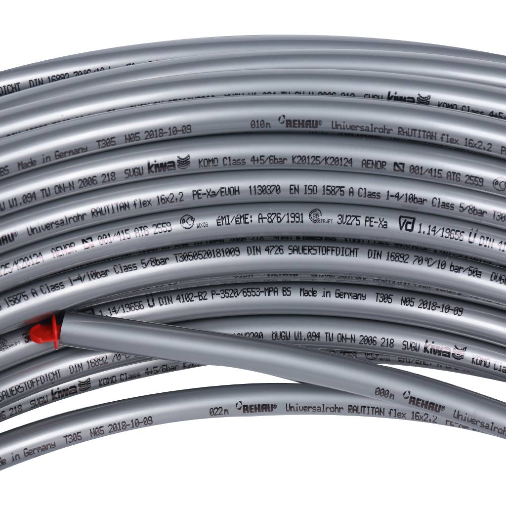 Труба универсальная РЕХАУ RAUTITAN flex 16х2.2 мм, бухта 100 м из сшитого полиэтилена, 11303701100