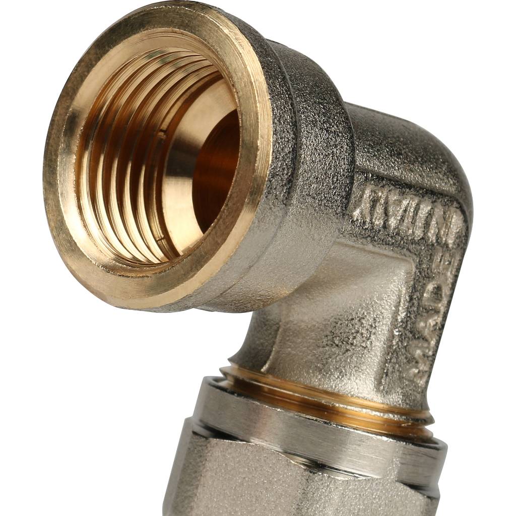 Угольник-переходник STOUT с внутренней резьбой 1/2 х16 для металлопластиковых труб винтовой, SFS-0007-001216