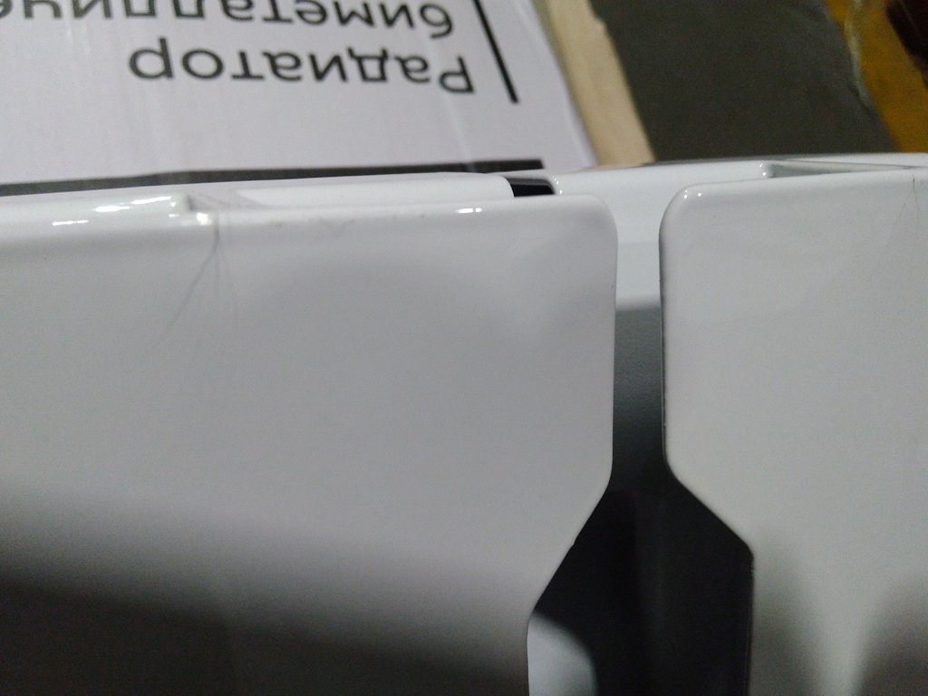 Уцененный товар (скол краски, нарушена упаковка, трещины на ламелях): Радиатор биметаллический ROMMER Profi BM 500 8 секции боковое подключение (BI500-80-80-150) (RAL9016), RBM-1210-050008