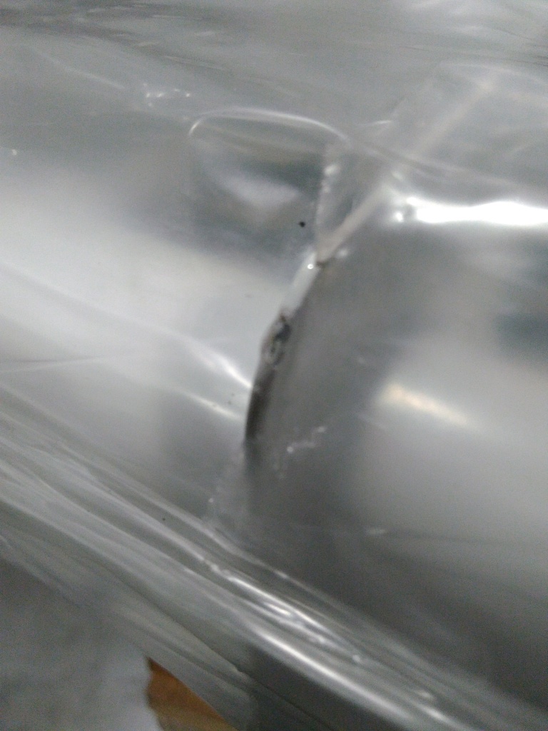 Уцененный товар (нарушена упаковка, потертости, сколы краски): Радиатор биметаллический STOUT Space 500 12 секций боковое подключение RAL9016, SRB-0310-050012