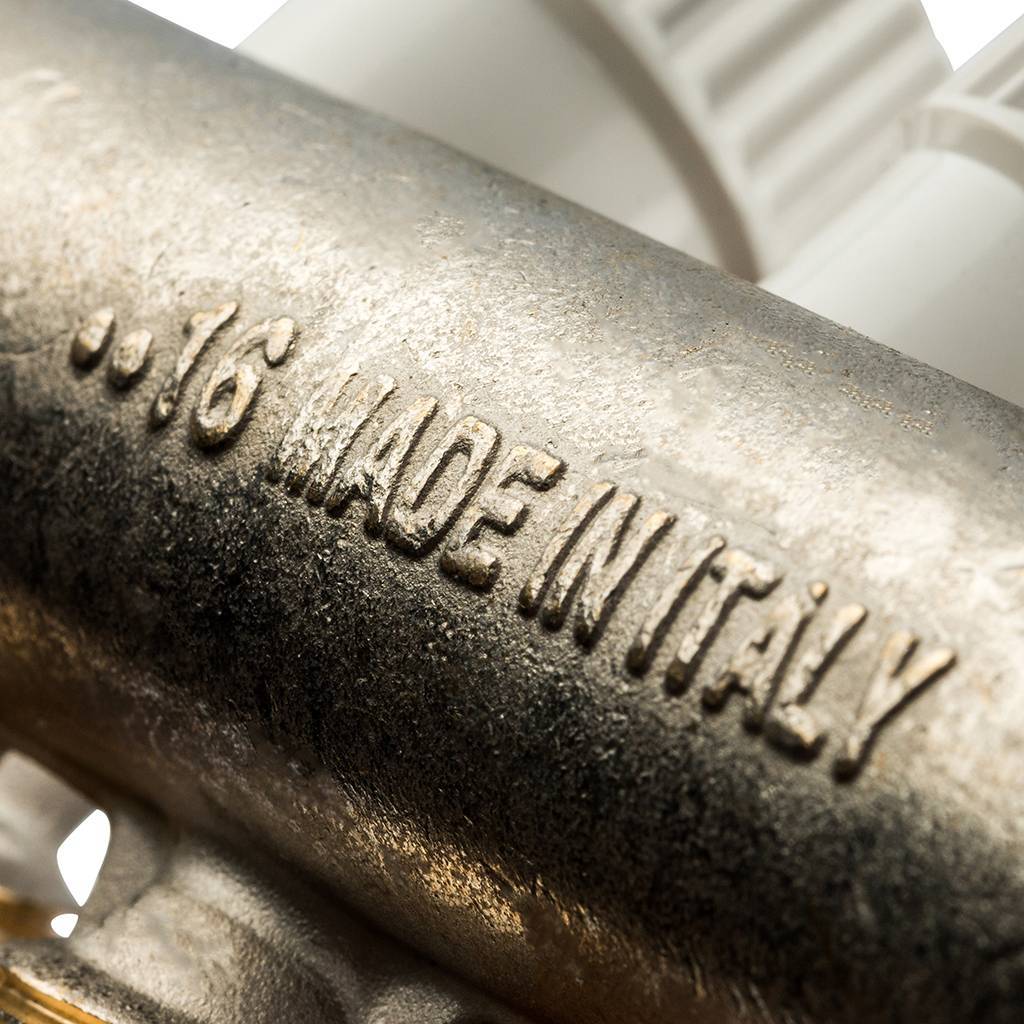 4-х ходовой коллектор LUXOR CP 454 (G3/4xG3/4 EK) с перекрывающими кранами для медной и пластиковой трубы