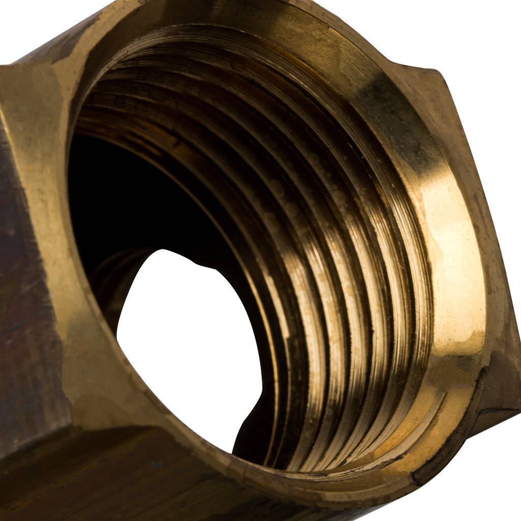 Коллектор LUXOR CD 457/9 1 x1/2