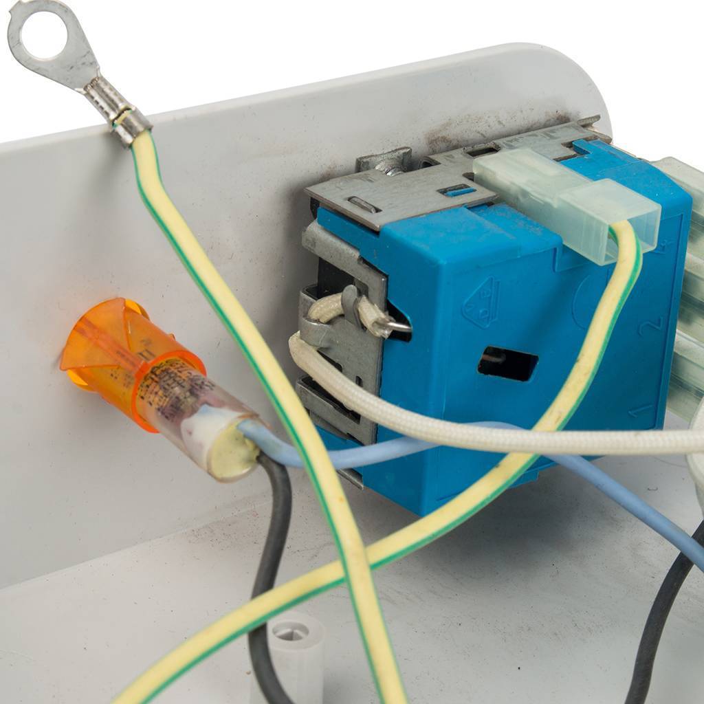 Блок управления с крышкой Drazice для 200-250 NTR