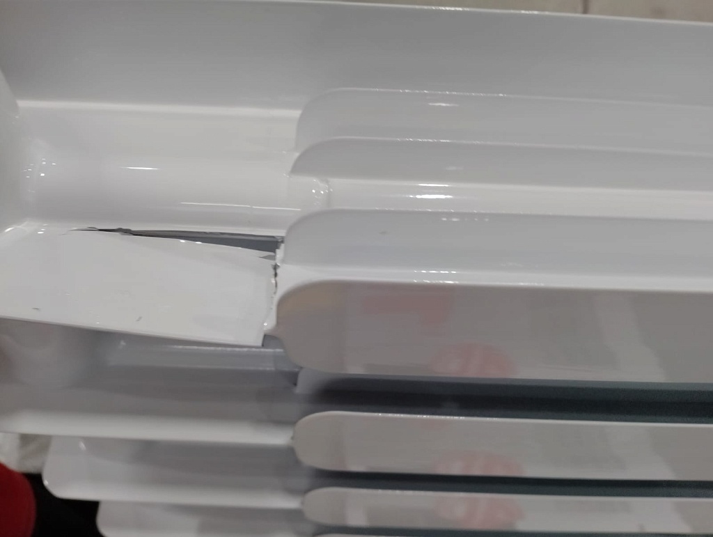 Уцененный товар (ПОВРЕЖДЕНИЕ КОРПУСА/РВАНАЯ УПАКОВКА): Радиатор биметаллический ROMMER Profi BM 350 10 секций боковое подключение (BI350-80-80-130) (RAL9016), RBM-1210-035010