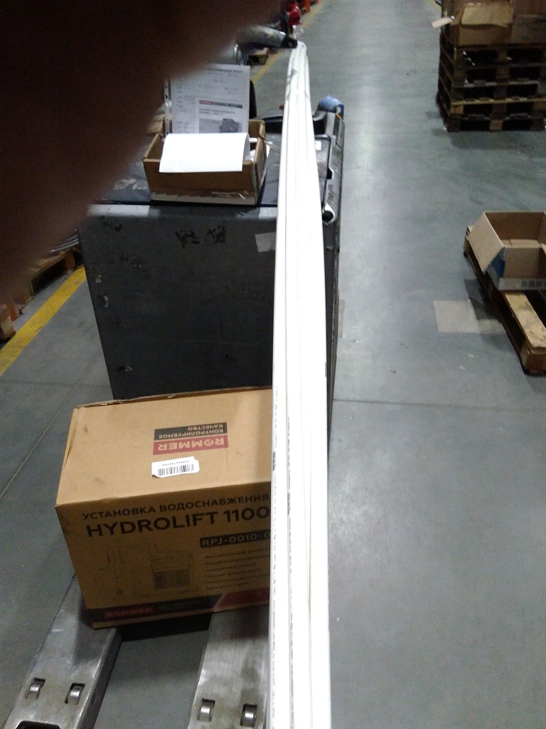 Уцененный товар (нетоварный вид): Труба из полипропилена Pro Aqua PP-R SDR-11 Белая 4м d= 25, PA11010