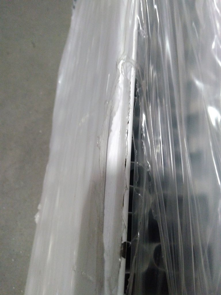 Уцененный товар (царапины, потертости): Стальной панельный радиатор ROMMER Ventil 22/200/3000 нижнее правое подключение