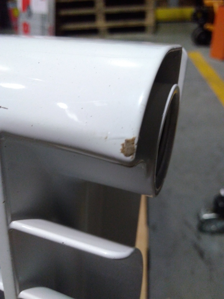 Уцененный товар (замятия, трещина, сколы краски (БОЙ СКЛАДА)): Радиатор алюминиевый ROMMER Profi 500 8 секции (AL500-80-80-100) (RAL9016), RAL-1210-050008