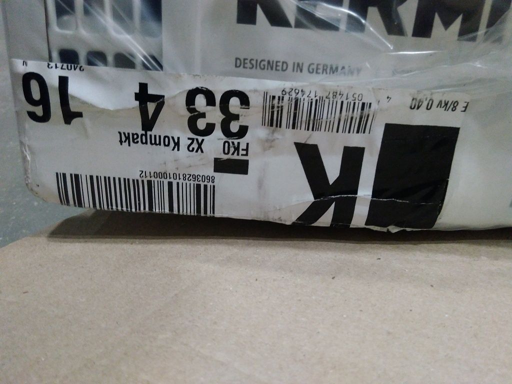 Уцененный товар (царапина, потертость): Стальной панельный радиатор Kermi Profil-K FK O 33/400/1600 белый боковое подключение RAL 9016