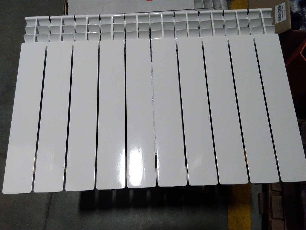 Уцененный товар (царапины на ламелях): Радиатор биметаллический ROMMER Profi BM 500 10 секции боковое подключение (BI500-80-80-150) (RAL9016), RBM-1210-050010