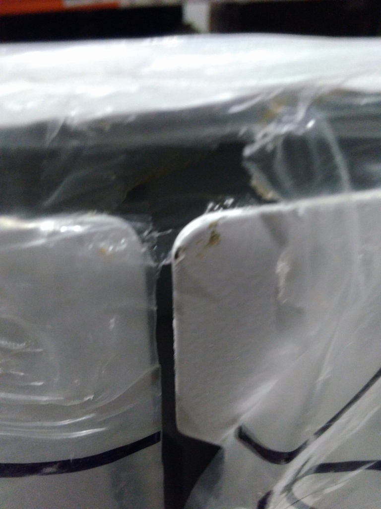 Уцененный товар (царапины, сколы, нарушена упаковка): Радиатор биметаллический STOUT VEGA 500 10 секций боковое подключение (белый RAL 9016), SRB-1310-050010