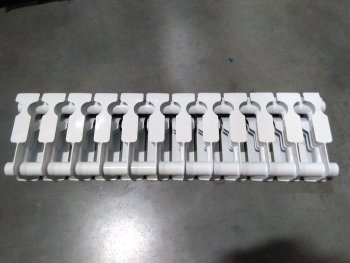 Уцененный товар (нарушена упаковка, скол на ламели крайней секции): Радиатор биметаллический ROMMER Plus BM 200 12 секций боковое подключение (RAL9016), RBM-3210-020012