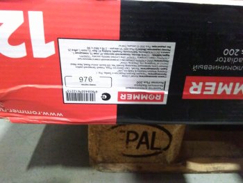 Уцененный товар (слом ламели крайней секции): Радиатор алюминиевый ROMMER Plus 200 12 секций боковое подключение (RAL9016), RAL-3210-020012