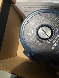 Уцененный товар (дефект шильдика насоса): Циркуляционный насос STOUT 25-40/180 220/240V 50Hz с латунными гайками G 1 1/2 x Rp 1, SPC-0011-2540180