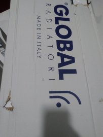 Уцененный товар (нарушена упаковка, царапина на ламели): Радиатор алюминиевый Global ISEO 500 4 секции боковое подключение (белый RAL 9010), IS05001004