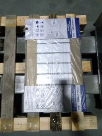 Уцененный товар (Нарушена упаковка, скол краски): Радиатор биметаллический STOUT TITAN VENTIL 350 8 секций нижнее правое подключение, SRB-3320-035008