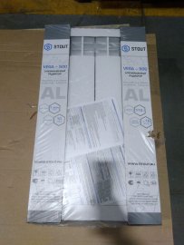 Уцененный товар (нарушена упаковка, трещина на ламели): Радиатор алюминиевый STOUT VEGA 500 4 секций боковое подключение (белый RAL 9016), SRA-1310-050004