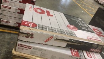 Уцененный товар (нарушена упаковка, потертость в серхней части секций, сколы ламелей): Радиатор биметаллический ROMMER Plus BM 500 10 секций боковое подключение (RAL9016), RBM-3210-050010