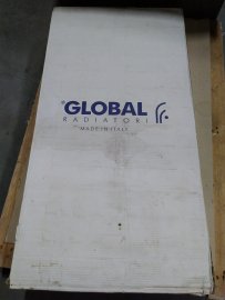 Уцененный товар (нетоварный вид упаковки): Радиатор биметаллический Global STYLE EXTRA 500 14 секций нижнее правое подключение (белый RAL 9010)
