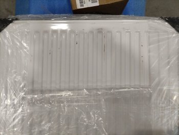 Уцененный товар (ПОТЁРТОСТИ ЛКП): Стальной панельный радиатор ROMMER Ventil 11/500/700 нижнее правое подключение, RRS-2020-115070